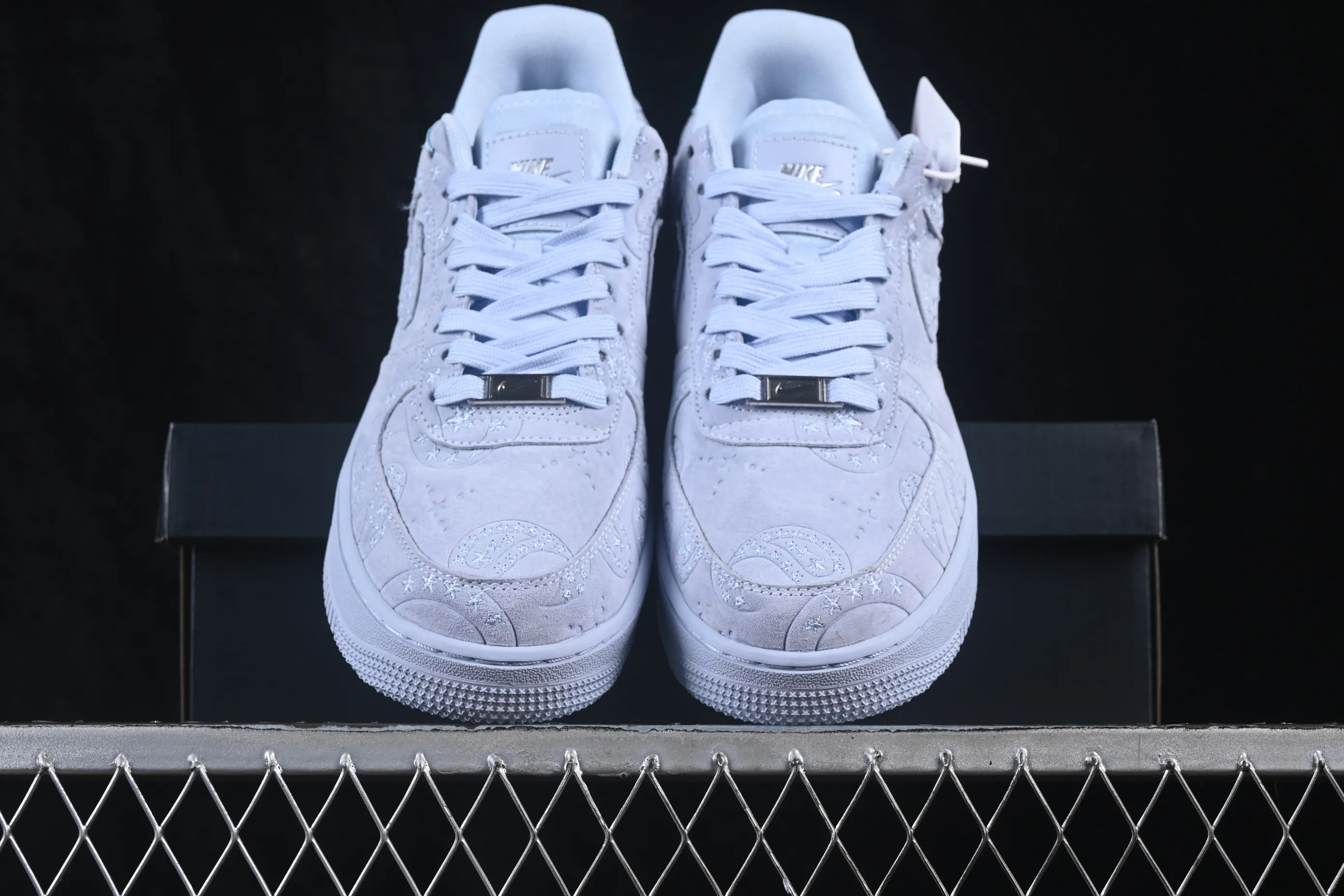 All categories Nk Air Force 1 Air Force series Nk Air Force 1 Low Air Force low-top Nike Air Force 1'07 Low Air Force 1 low-top casual sneakers IO1259-400